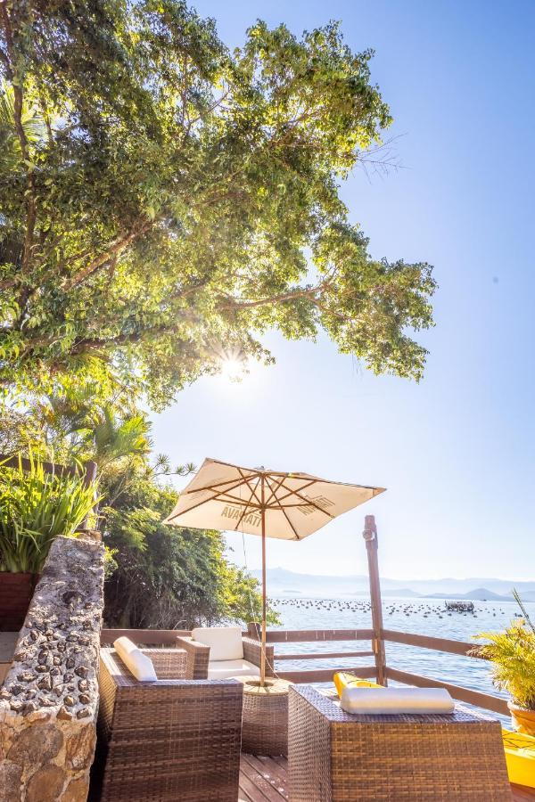 Pousada Cruzoé Praia de Araçatiba Esterno foto