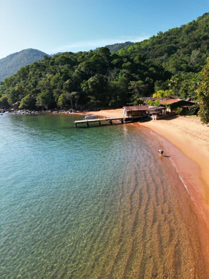 Pousada Cruzoé Praia de Araçatiba Esterno foto